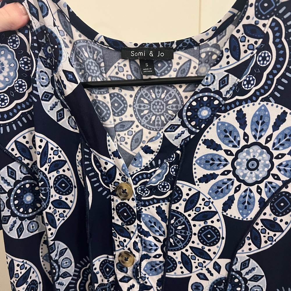 Somi & Jo Blue and White Patterned dress